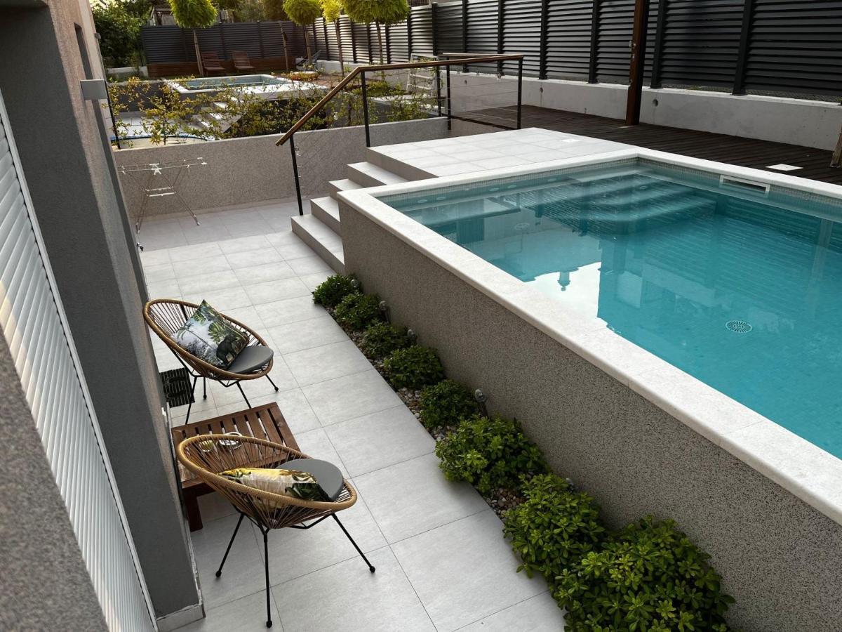 Cozy Seaside Apartment With Pool & Terrace Split Buitenkant foto